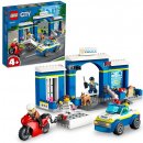 LEGO® City 60370 Naháňačka na policajnej stanici návod a manuál